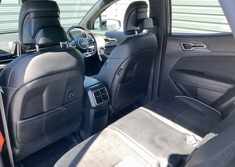 Kia Sportage 1.6 T-GDi GT-LINE ISG HEV 16