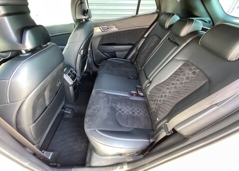 Kia Sportage 1.6 T-GDi HEV GT-LINE 2WD 16