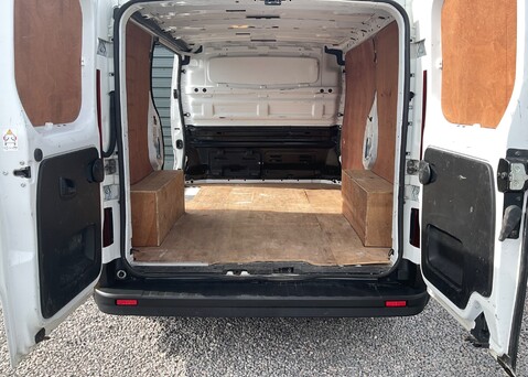 Nissan Primastar DCI ACENTA L1H1 10