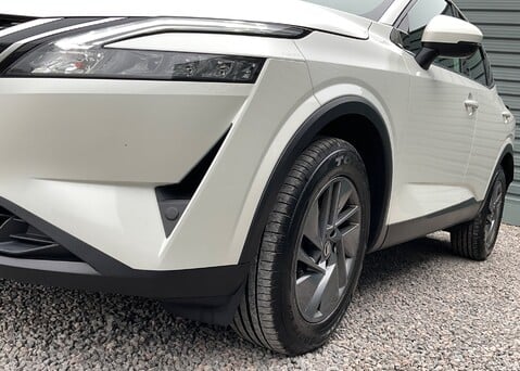 Nissan Qashqai DIG-T ACENTA PREMIUM MHEV 5