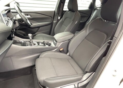 Nissan Qashqai DIG-T ACENTA PREMIUM MHEV 12