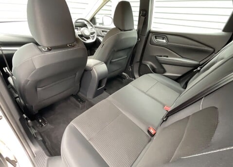 Nissan Qashqai DIG-T ACENTA PREMIUM MHEV 14