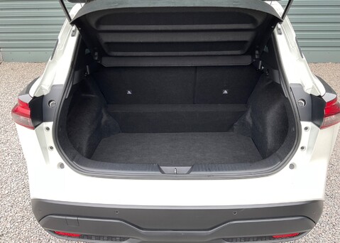Nissan Qashqai DIG-T ACENTA PREMIUM MHEV 18
