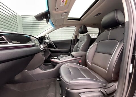 Kia E-Niro 64kWh '4+' 12