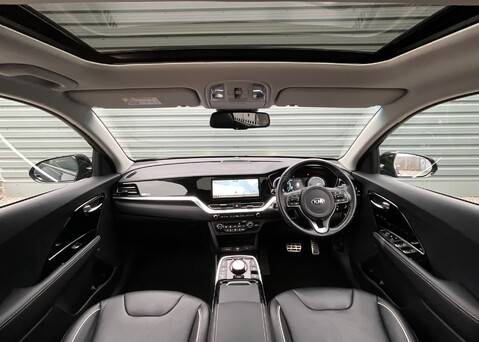 Kia E-Niro 64kWh '4+' 13