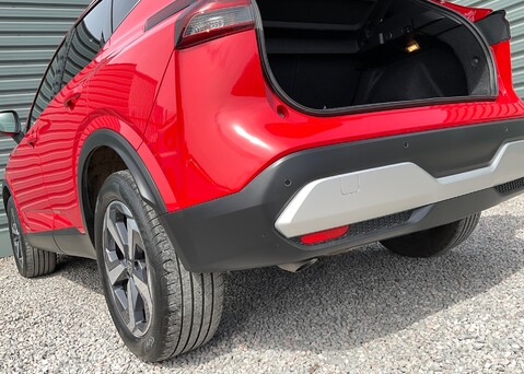 Nissan Qashqai DIG-T N-CONNECTA MHEV 18