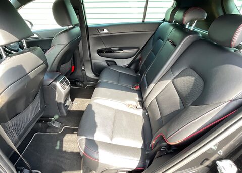 Kia Sportage 1.6 T-GDi GT-LINE ISG AWD 15
