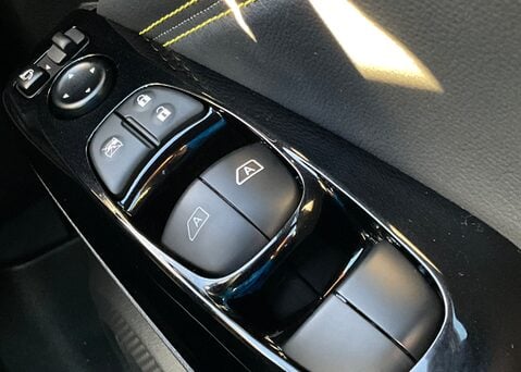 Nissan Juke DIG-T N-SPORT 26