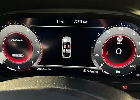 Nissan Juke DIG-T N-SPORT 31