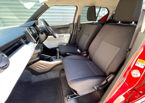 Suzuki Ignis SZ-T DUALJET 17