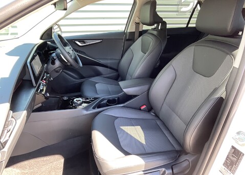Kia Niro 1.6GDi HEV '3' DCT 11