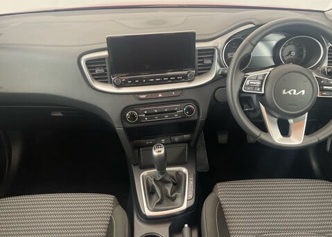 Kia Ceed Sportswagon 1.5TGDi '2' ISG 9