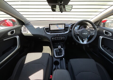 Kia Ceed Sportswagon 1.5T-GDi '2' ISG 14