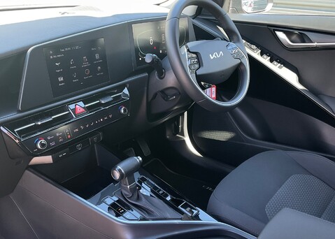 Kia Niro 1.6 GDi HEV '2' DCT 11