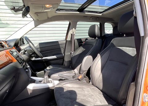 Suzuki Vitara SZ5 12