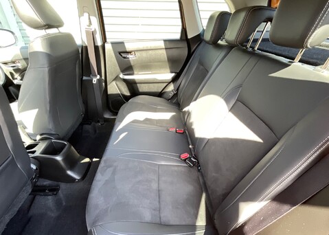 Suzuki Vitara SZ5 15