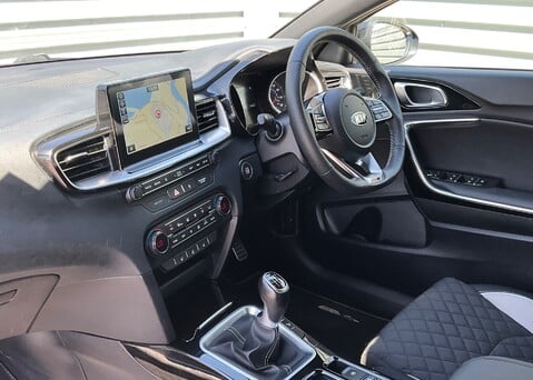Kia Pro Ceed 1.5 T-GDi GT-LINE ISG 12