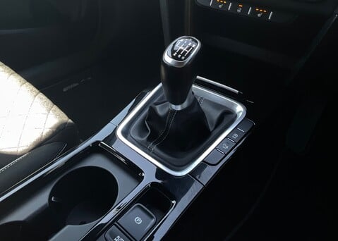 Kia Pro Ceed 1.5 T-GDi GT-LINE ISG 22