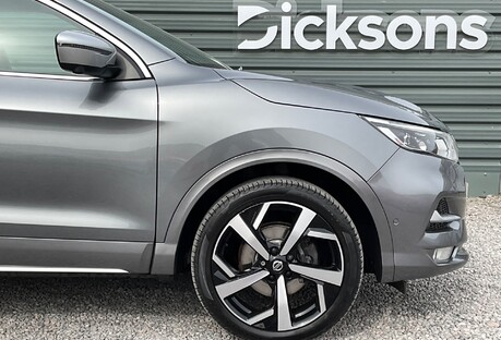 Nissan Qashqai DIG-T TEKNA PLUS