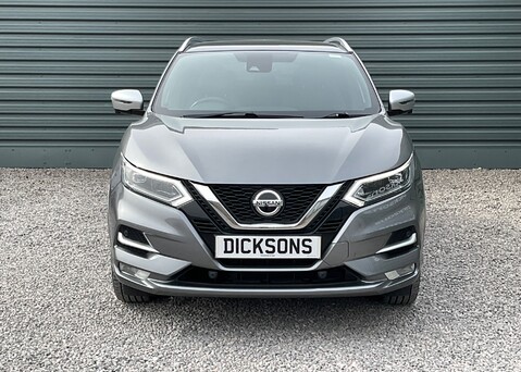 Nissan Qashqai DIG-T TEKNA PLUS 6