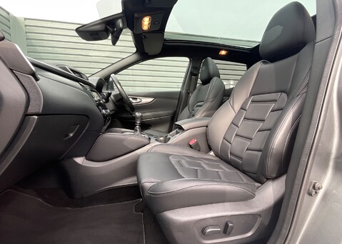 Nissan Qashqai DIG-T TEKNA PLUS 12