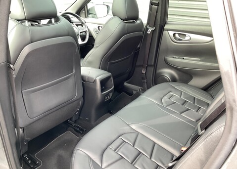 Nissan Qashqai DIG-T TEKNA PLUS 15