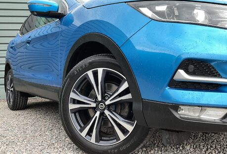 Nissan Qashqai 1.3DIG-T N-CONNECTA