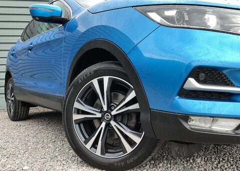 Nissan Qashqai 1.3DIG-T N-CONNECTA 2