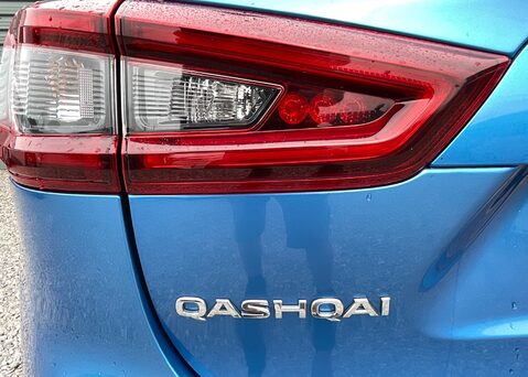Nissan Qashqai 1.3DIG-T N-CONNECTA 17