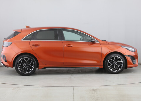 Kia Ceed 1.5T-GDi GT-LINE ISG 3