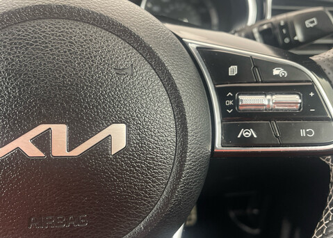 Kia Ceed 1.5T-GDi GT-LINE ISG 20