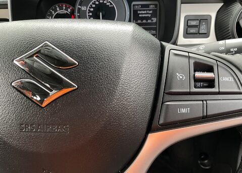 Suzuki Ignis SZ5 DUALJET MHEV 22