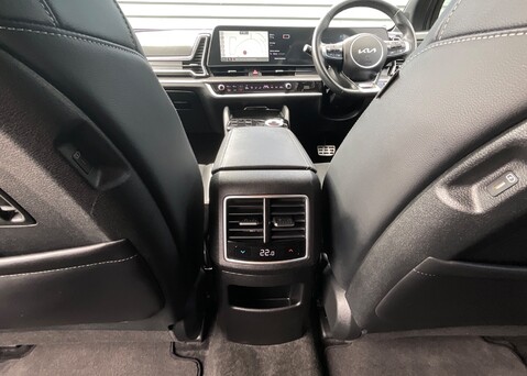 Kia Sportage 1.6 T-GDi GT-LINE PHEV AWD AUTO 16