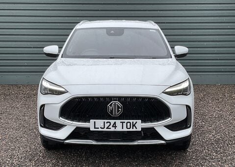 MG HS 1.5 T-GDI TROPHY 5