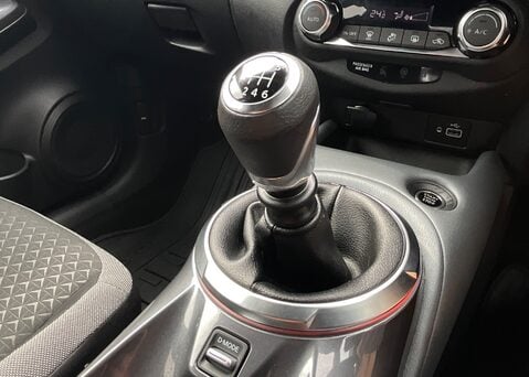 Nissan Juke DIG-T N-CONNECTA 23