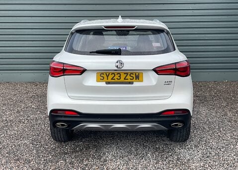 MG HS 1.5 T-GDI EXCITE PHEV 9