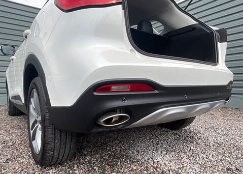MG HS 1.5 T-GDI EXCITE PHEV 12