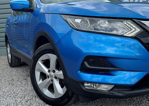 Nissan Qashqai DIG-T ACENTA PREMIUM 2