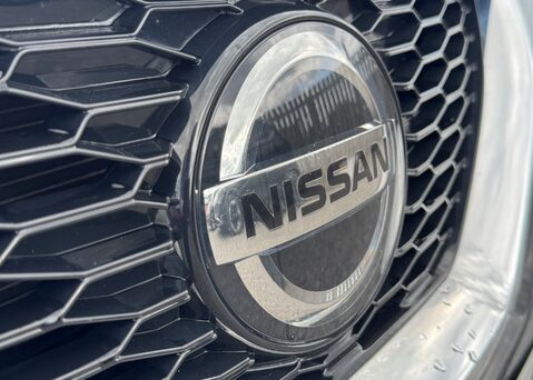 Nissan Qashqai DIG-T ACENTA PREMIUM 4