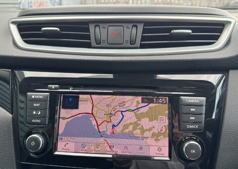 Nissan Qashqai DIG-T ACENTA PREMIUM 10