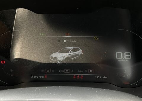 MG ZS EXCLUSIVE VTI-TECH 21