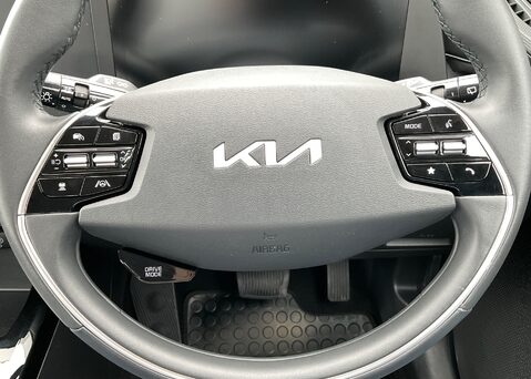 Kia Niro 1.6GDi HEV 2 21