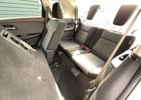Nissan X-Trail E-4ORCE N-CONNECTA 17