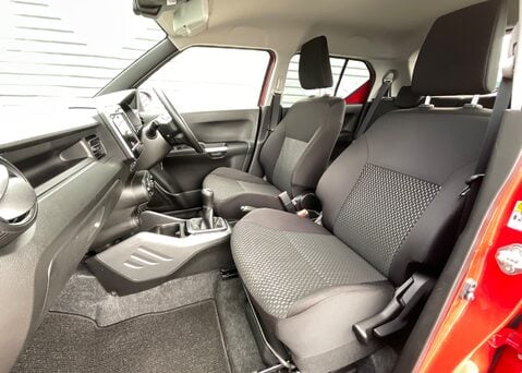 Suzuki Ignis SZ-T DUALJET MHEV 18