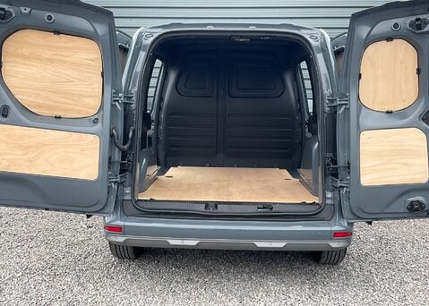 Nissan Townstar TEKNA PLUS L1 15