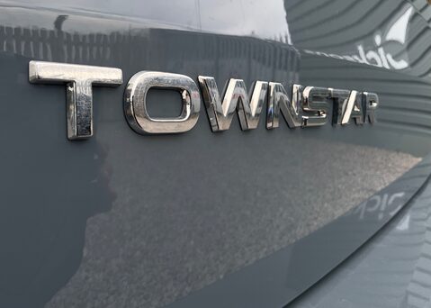 Nissan Townstar TEKNA PLUS L1 18
