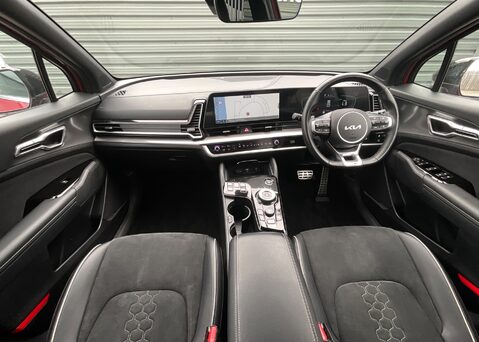Kia Sportage 1.6 T-GDi HEV GT-LINE 2WD 18