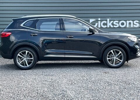MG HS 1.5 T-GDI EXCLUSIVE 8