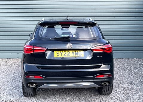MG HS 1.5 T-GDI EXCLUSIVE 9