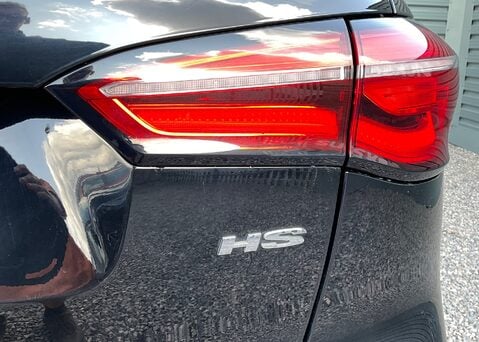 MG HS 1.5 T-GDI EXCLUSIVE 13